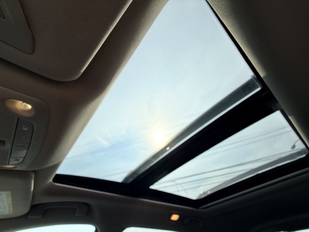 2016 Nissan Rogue Image 22