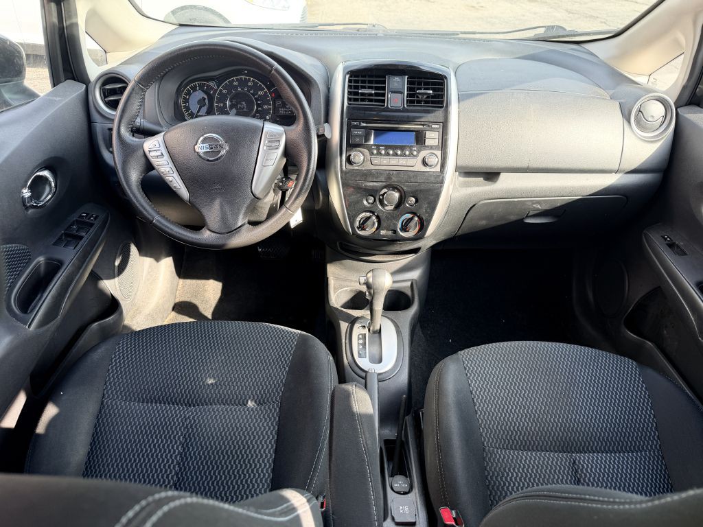 2015 Nissan Versa Image 7