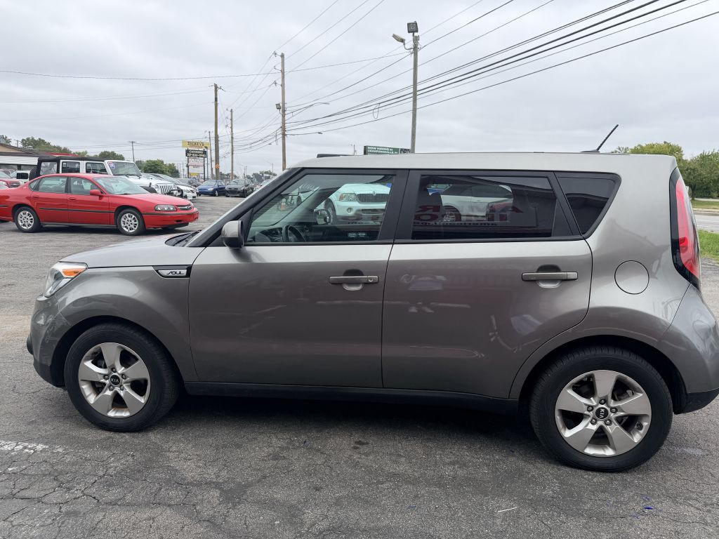 2017 Kia Soul Image 3