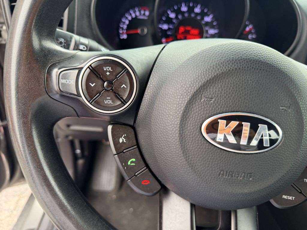 2017 Kia Soul Image 13