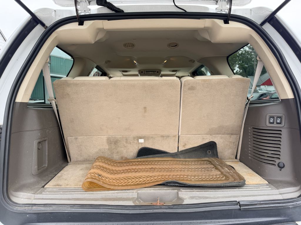 2004 Lincoln Navigator Image 5
