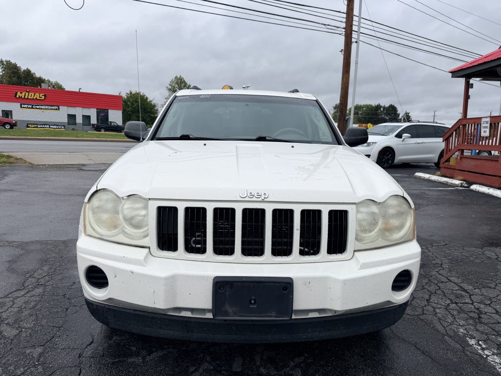 2006 Jeep Grand Cherokee Image 2