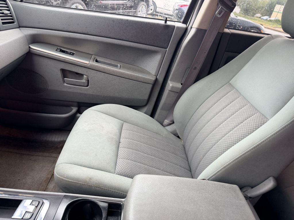 2006 Jeep Grand Cherokee Image 10