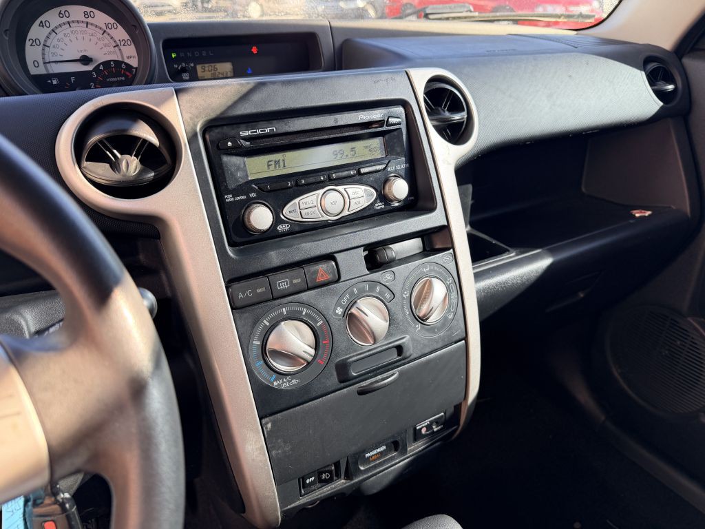 2006 Scion xB Image 11