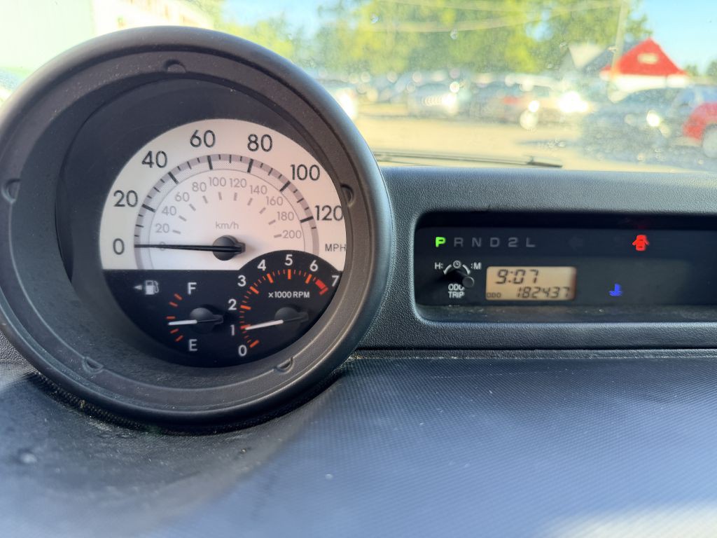 2006 Scion xB Image 15