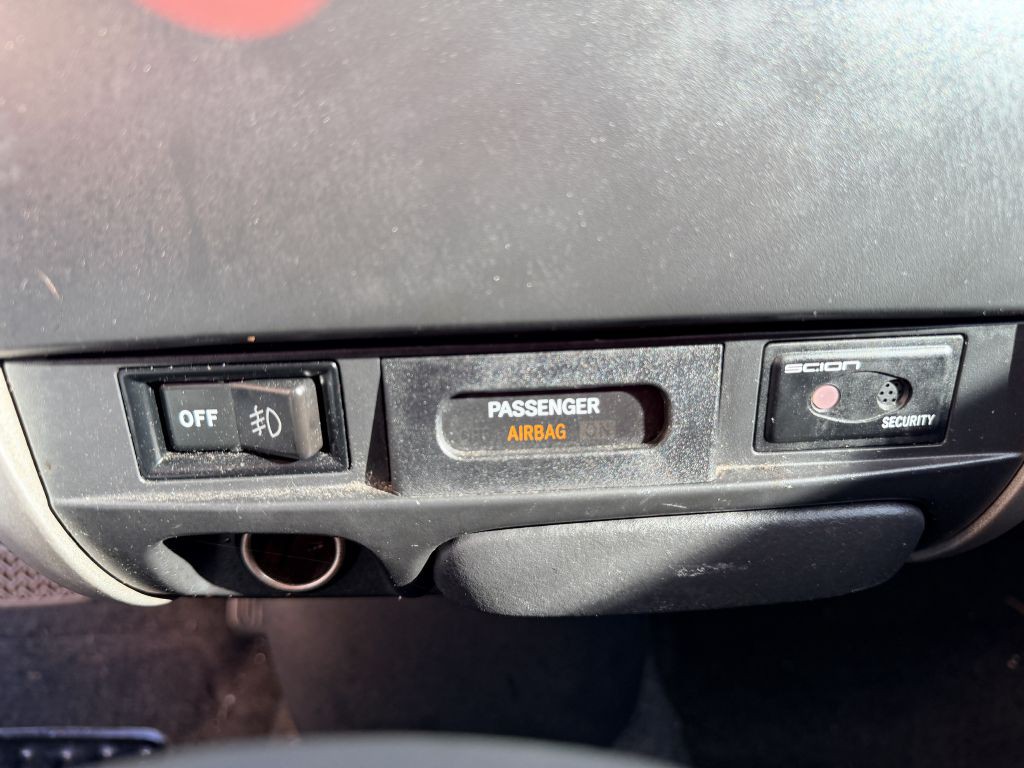 2006 Scion xB Image 19
