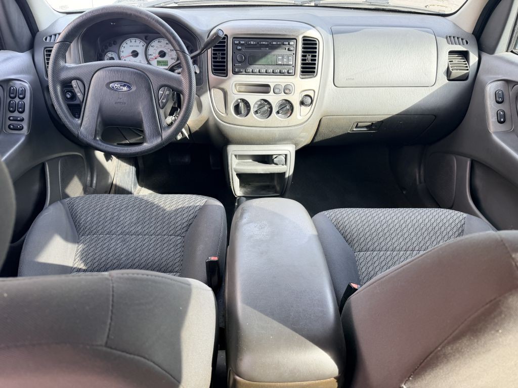 2003 Ford Escape Image 7