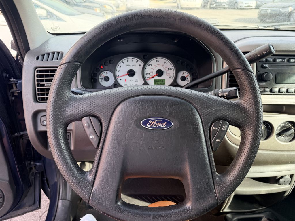 2003 Ford Escape Image 9