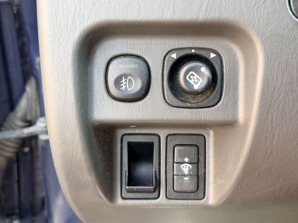 2003 Ford Escape Image 12