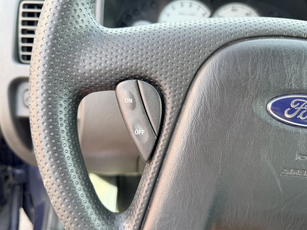 2003 Ford Escape Image 13