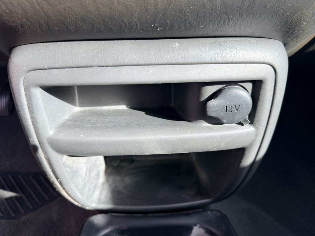 2003 Ford Escape Image 18