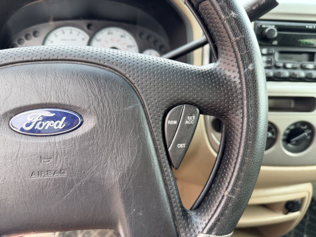 2003 Ford Escape Image 15