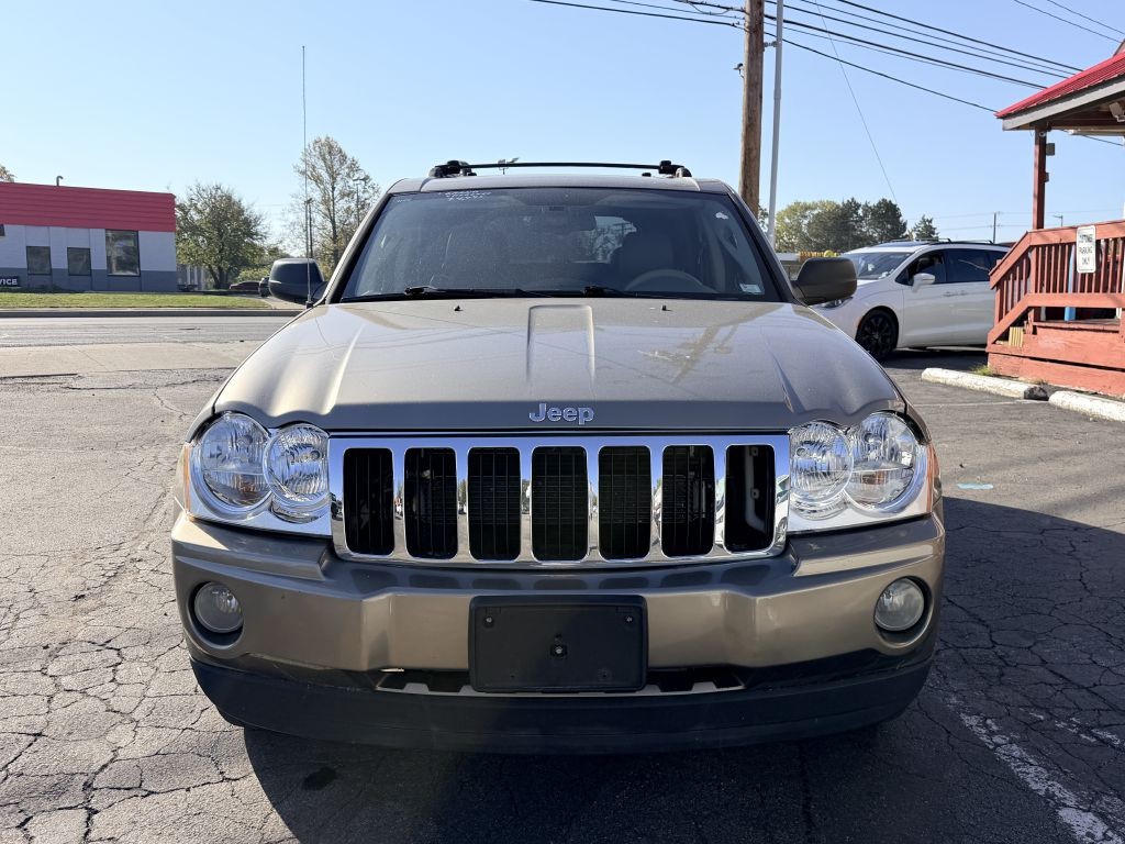 2006 Jeep Grand Cherokee Image 2