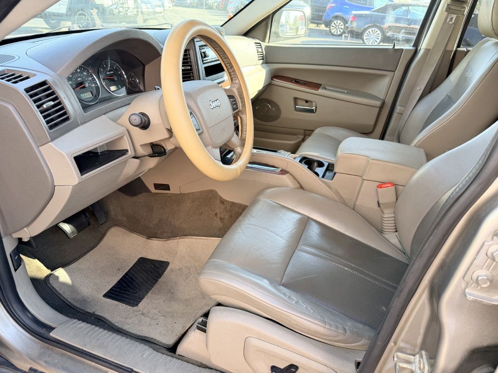 2006 Jeep Grand Cherokee Image 8