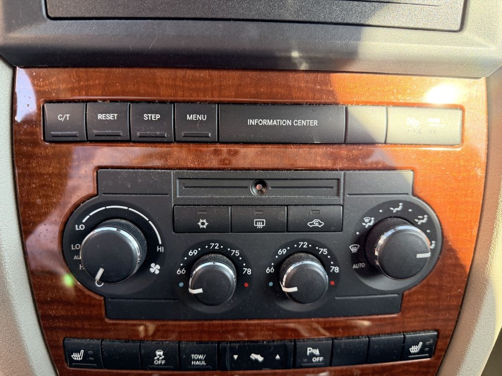 2006 Jeep Grand Cherokee Image 16