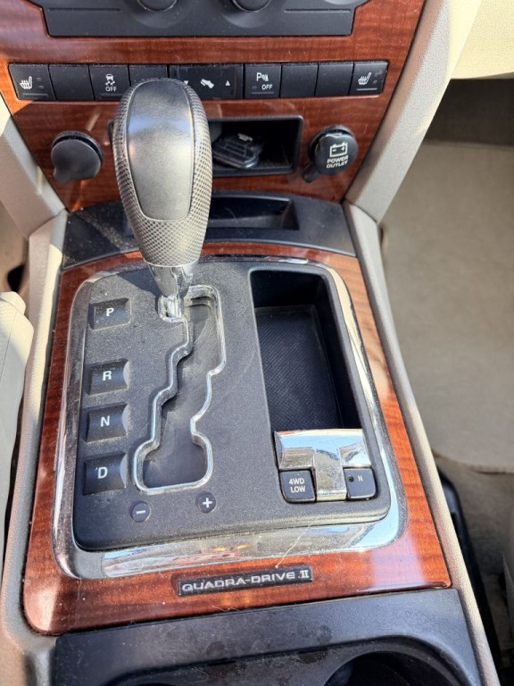 2006 Jeep Grand Cherokee Image 18