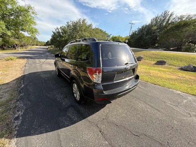 2012 Subaru Forester Image 9