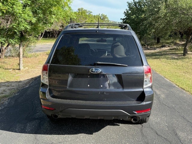 2012 Subaru Forester Image 10