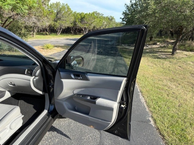 2012 Subaru Forester Image 28