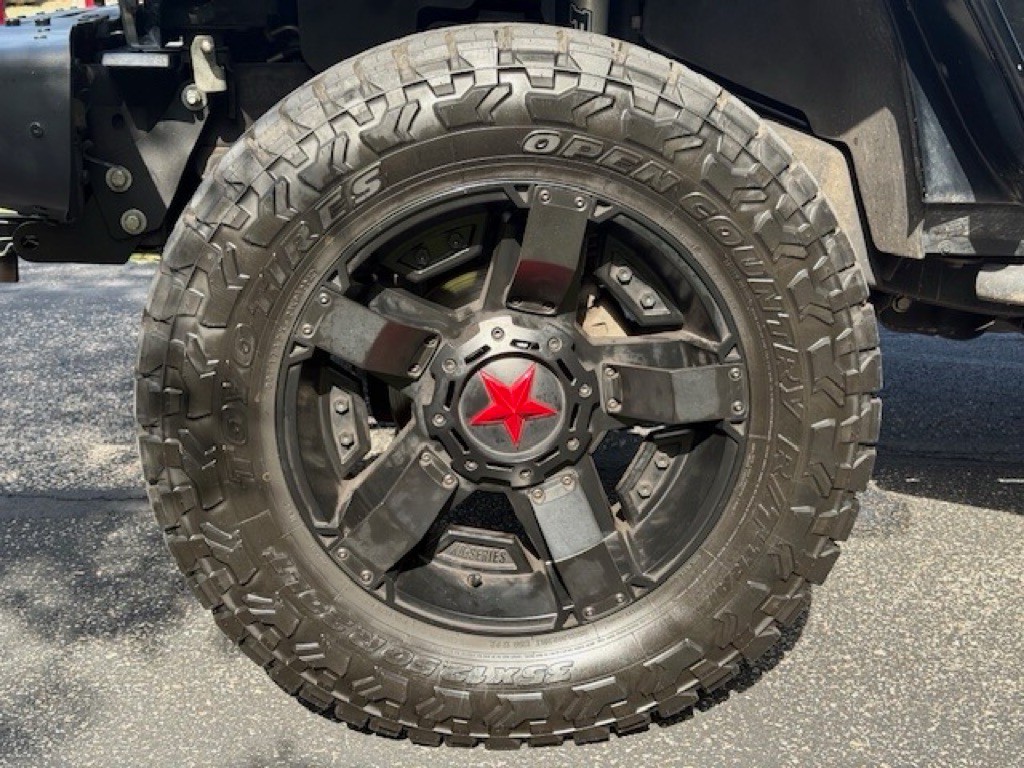 2013 Jeep Wrangler Unlimited Image 11