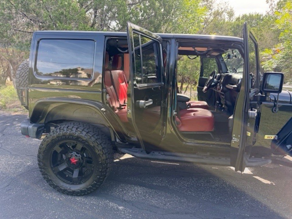 2013 Jeep Wrangler Unlimited Image 31