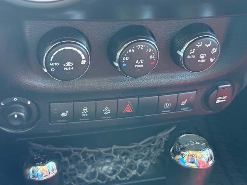 2013 Jeep Wrangler Unlimited Image 60