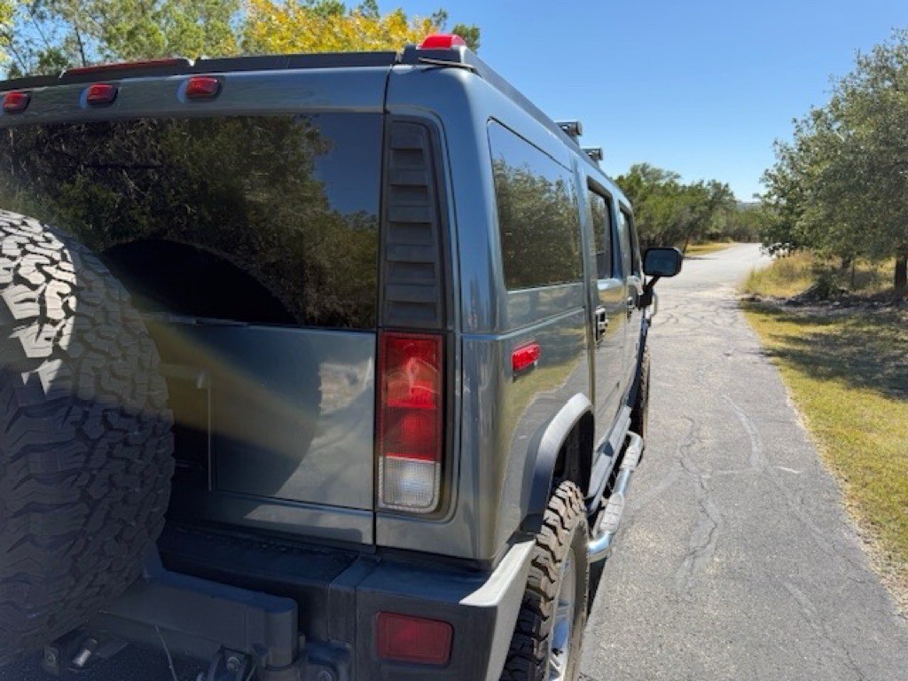 2005 HUMMER H2 Image 7