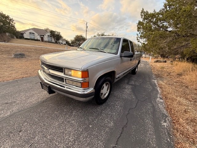 1997 Chevrolet C/K Image 3