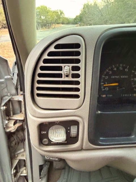 1997 Chevrolet C/K Image 35