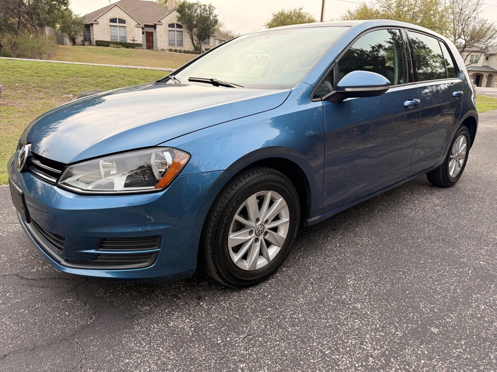 2015 Volkswagen Golf Image 4