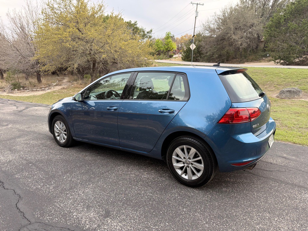 2015 Volkswagen Golf Image 6