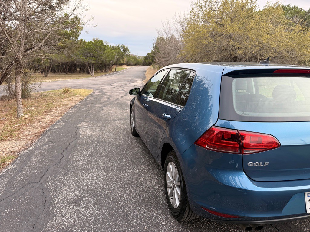 2015 Volkswagen Golf Image 7