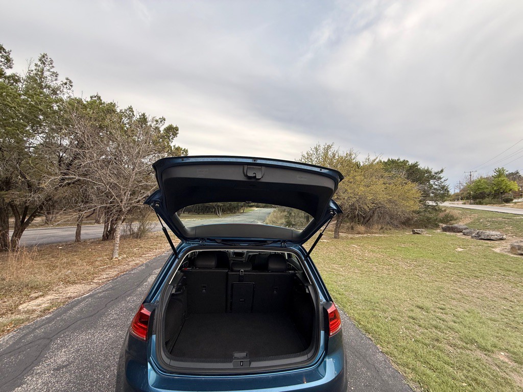 2015 Volkswagen Golf Image 11