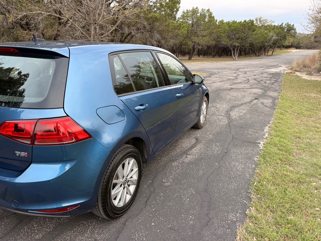 2015 Volkswagen Golf Image 13