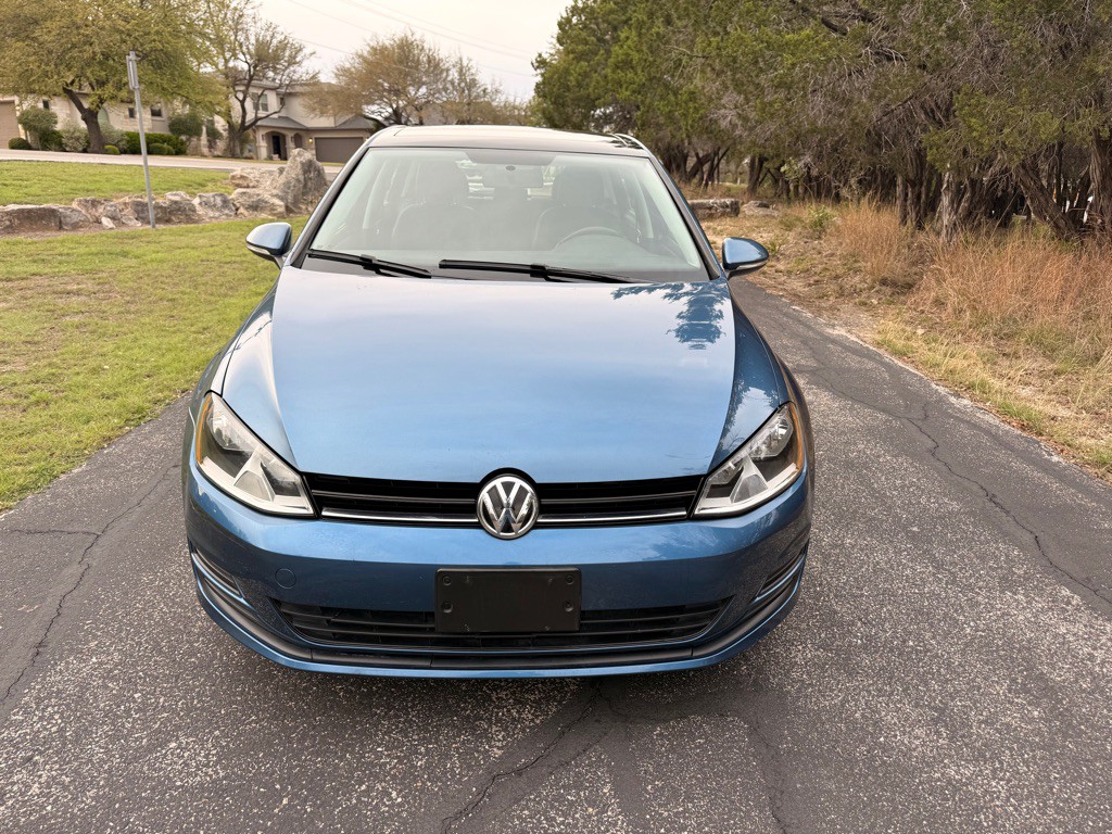 2015 Volkswagen Golf Image 15