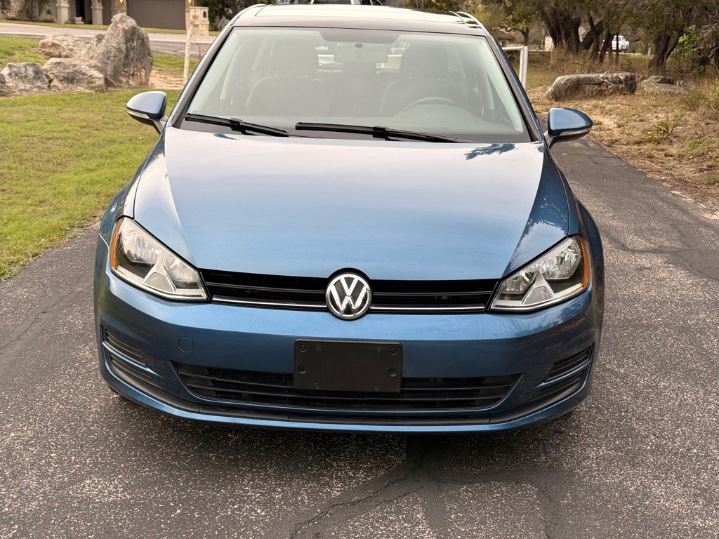 2015 Volkswagen Golf Image 19