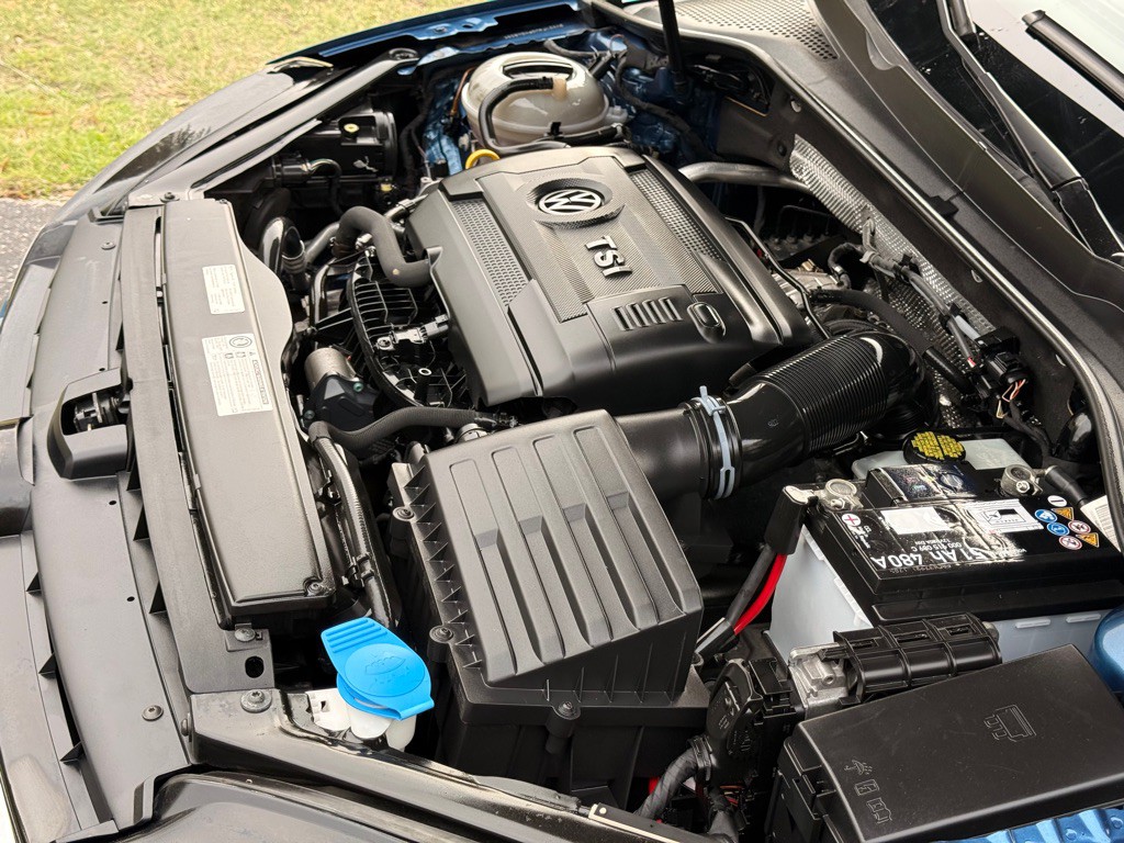 2015 Volkswagen Golf Image 31