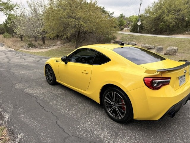 2017 Subaru BRZ Image 10