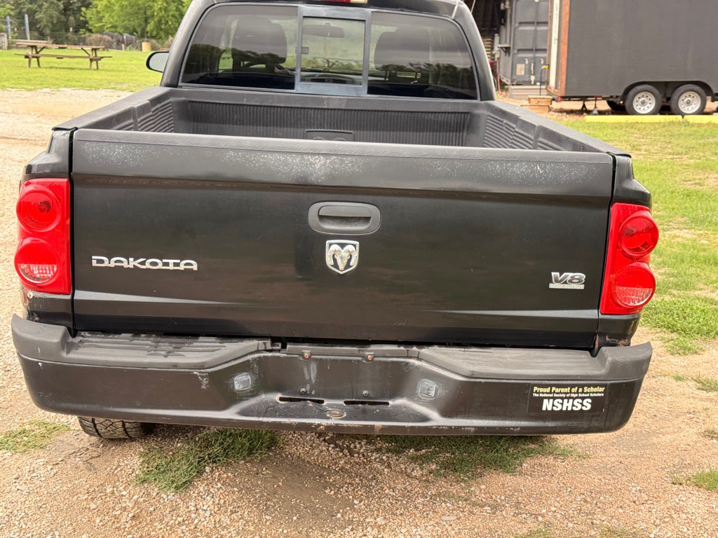 2006 Dodge Dakota Image 10