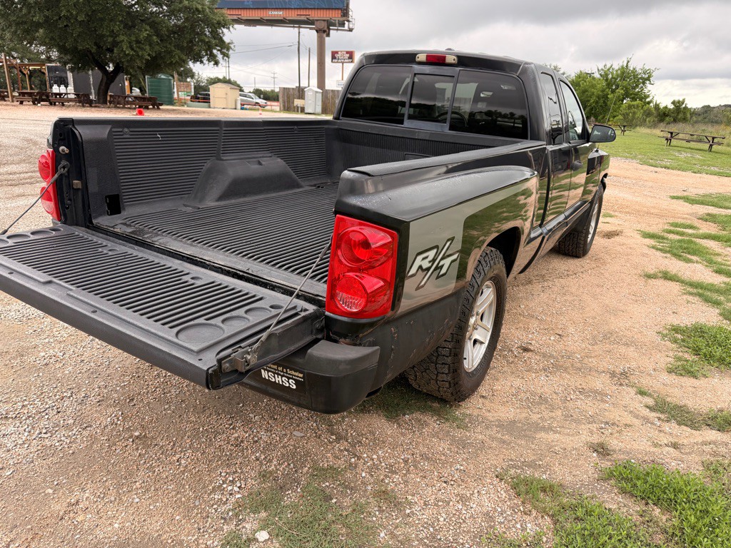 2006 Dodge Dakota Image 13