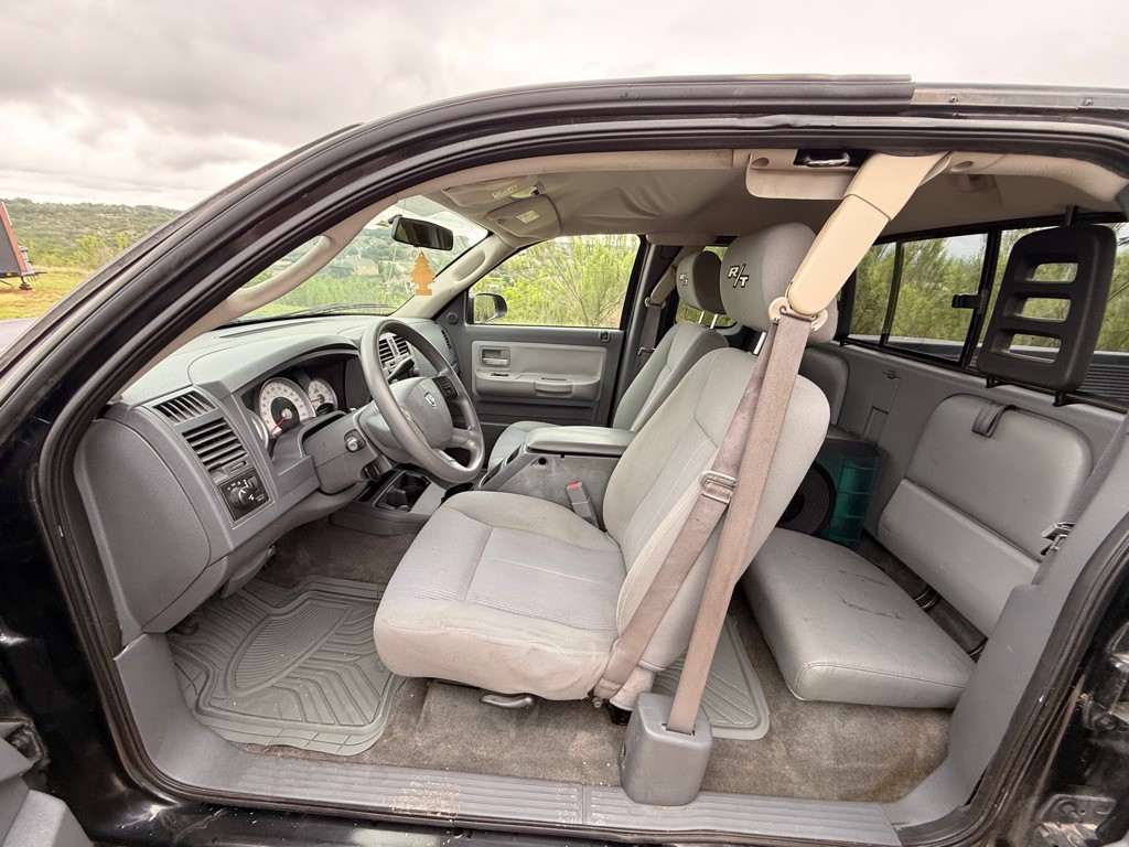 2006 Dodge Dakota Image 31