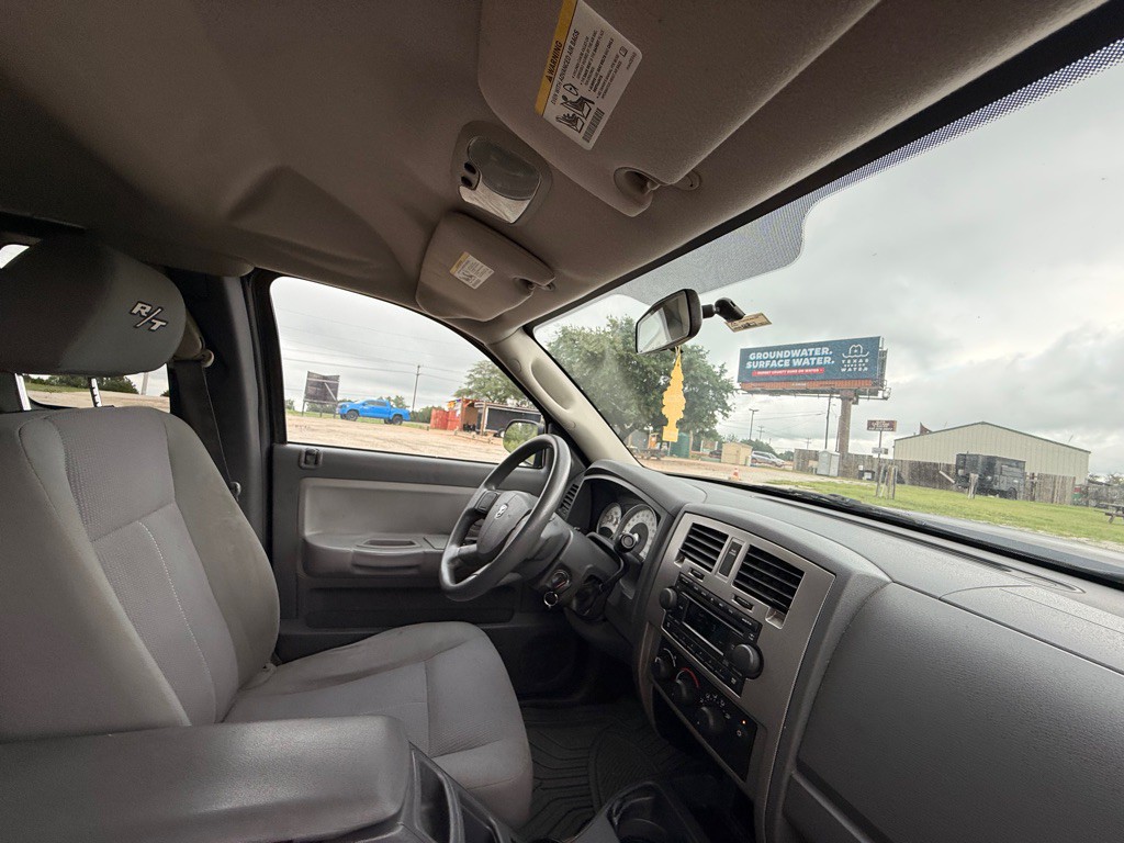 2006 Dodge Dakota Image 47