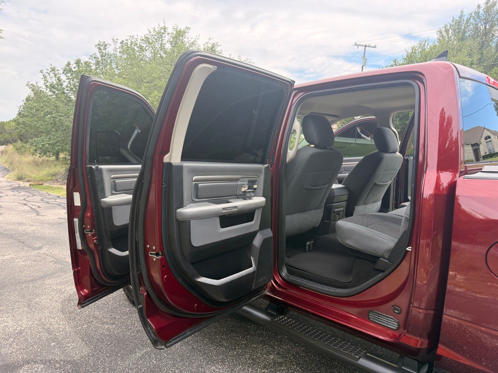2016 RAM 1500 Image 39