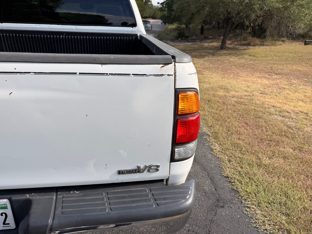 2003 Toyota Tundra Image 8