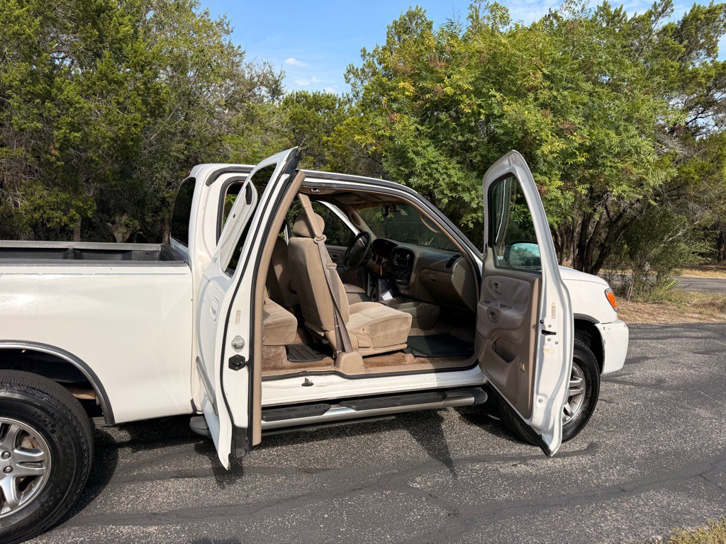 2003 Toyota Tundra Image 24