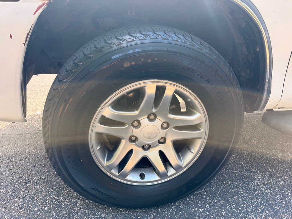 2003 Toyota Tundra Image 25