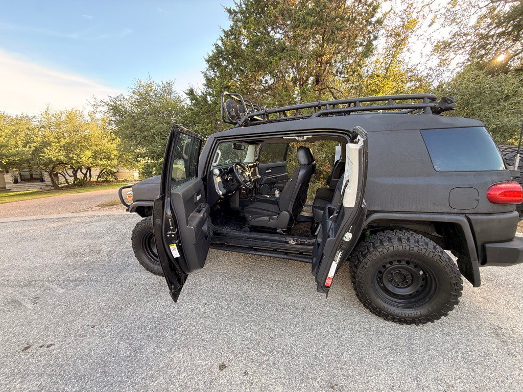 2010 Toyota FJ Cruiser Image 13