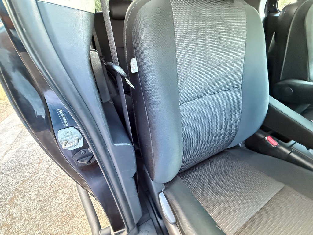2010 Toyota FJ Cruiser Image 37