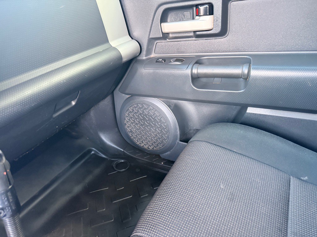 2010 Toyota FJ Cruiser Image 40