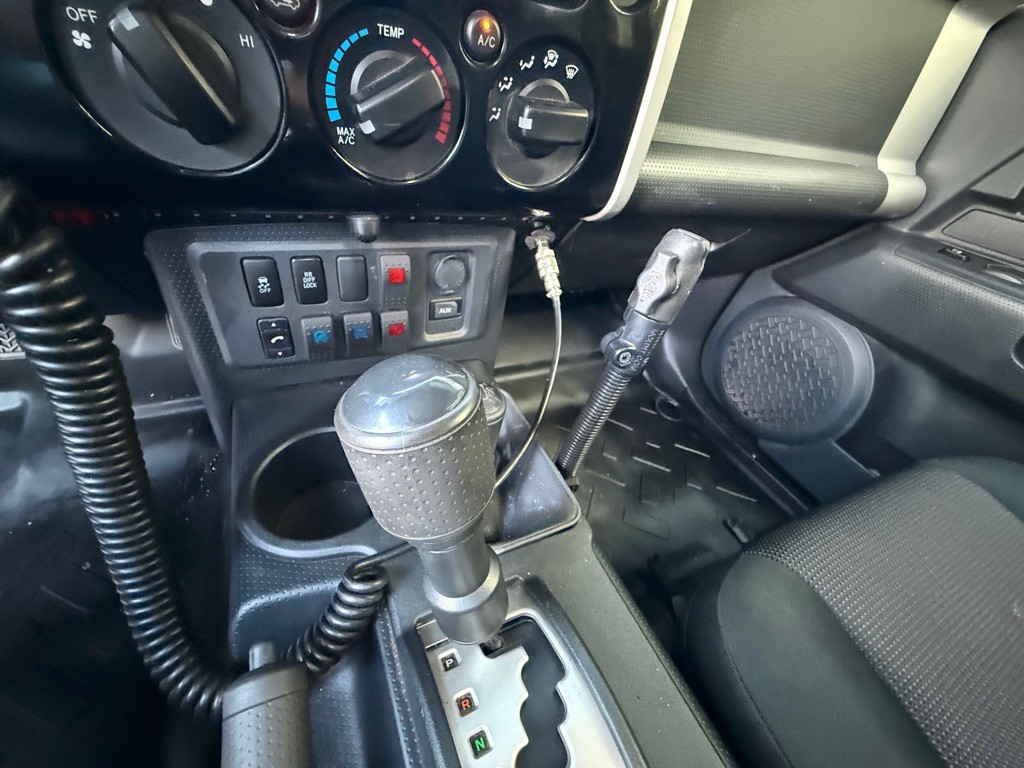 2010 Toyota FJ Cruiser Image 59